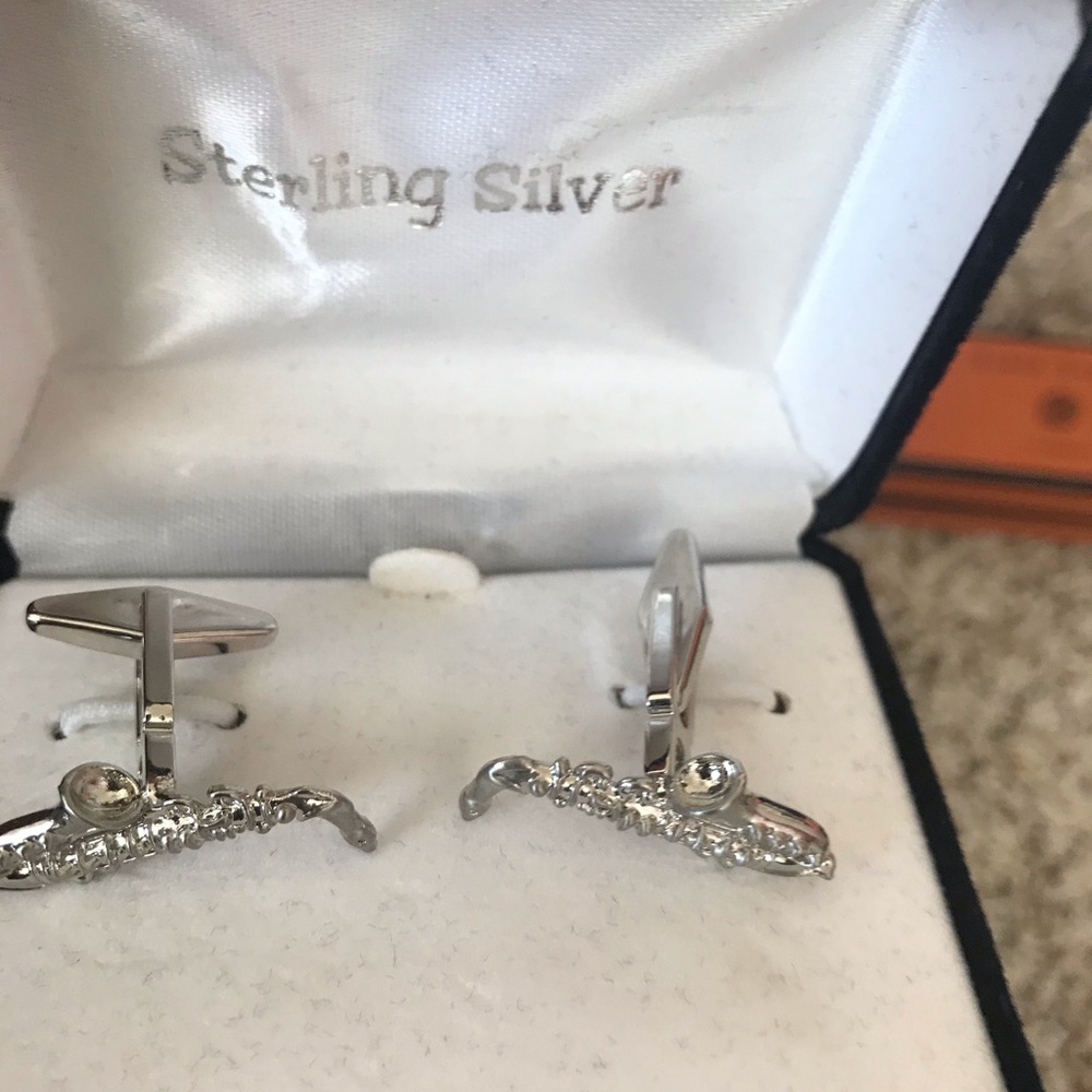 Cuff links
